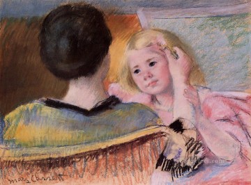 サラスの髪をとかす母 母親には子供がいない メアリー・カサット Oil Paintings
